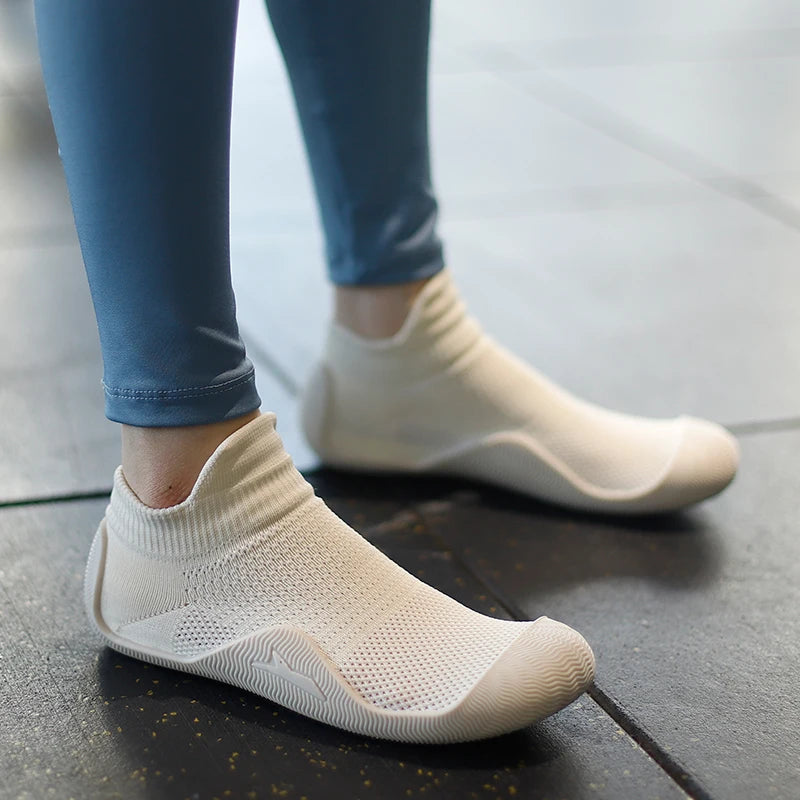 Gallon Shark Barefoot Shoes Socks Shoes Beach Shoes Fitness Shoes Yoga Shoes Driving Shoes Sports Shoes Thin Soles Casual Shoes - Bear Hugs