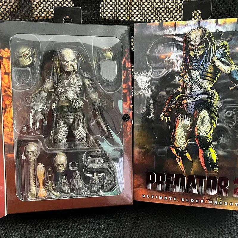 Ultimate Elder Predator Action Figure (18 cm)