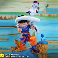 Dragon Ball Z Goku vs. Frieza Action Figure Set (25 cm)