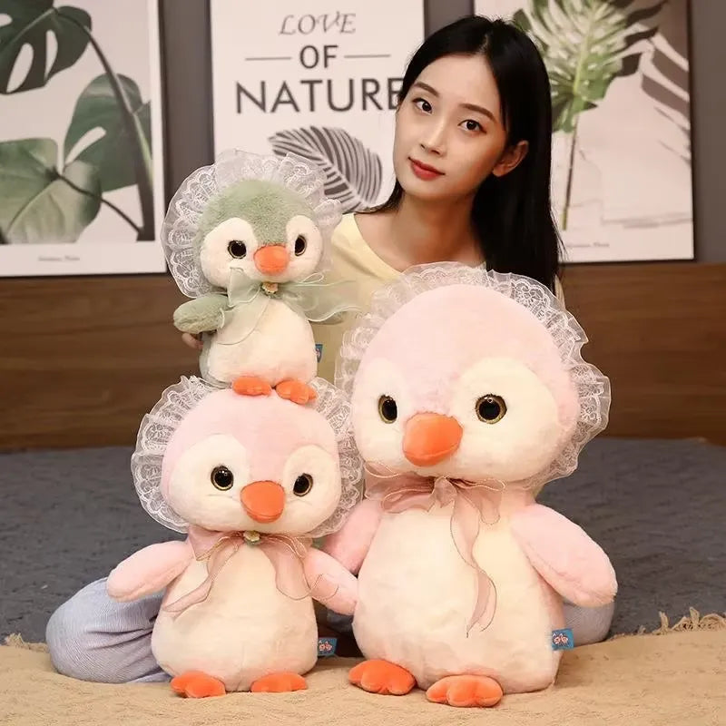 Adorable Penguin Plushie (25 cm)