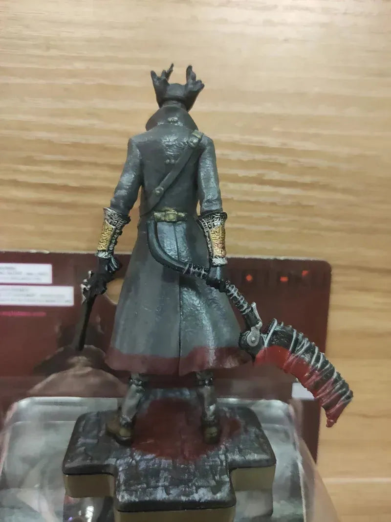 The Hunter Bloodborne Figure (10 cm)