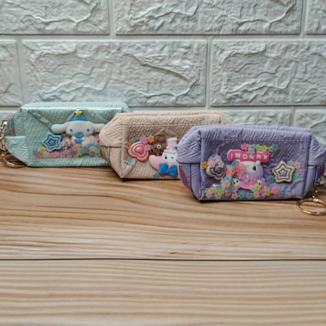 Sanliou Organized Flair Pouch Keychain