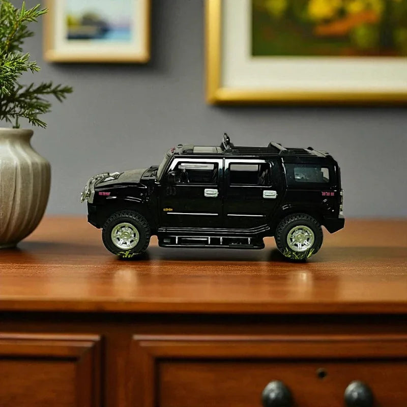 Hummer H2 1:24 Diecast Model