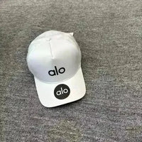 Alo Sun Protect Outdoor Cap - Bear Hugs