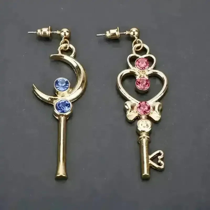 Anime Moon Heart Key Earrings - Bear Hugs