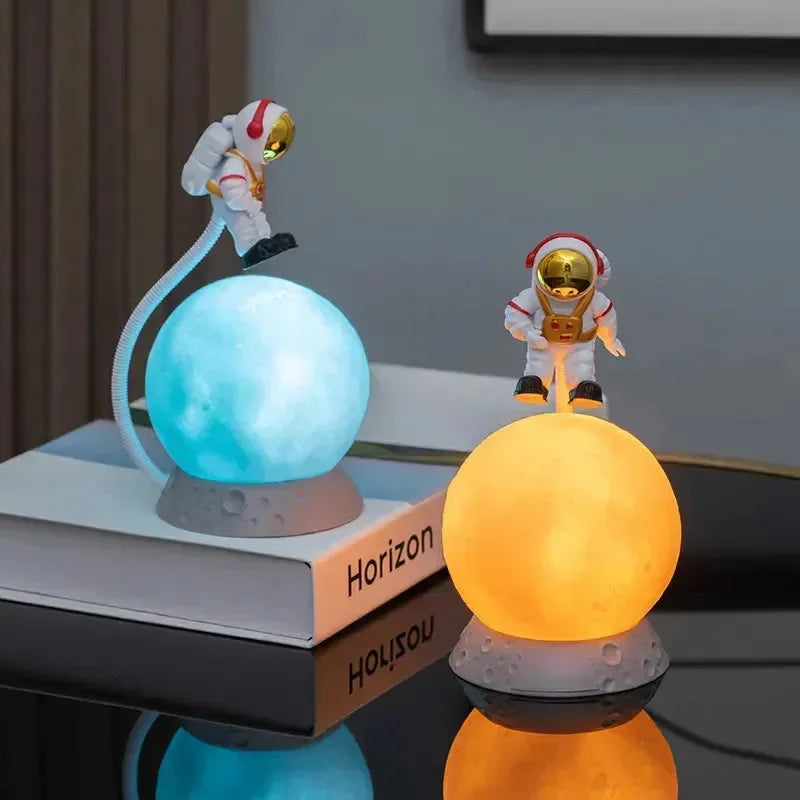 Astronaut on Moon Night Lamp - Bear Hugs