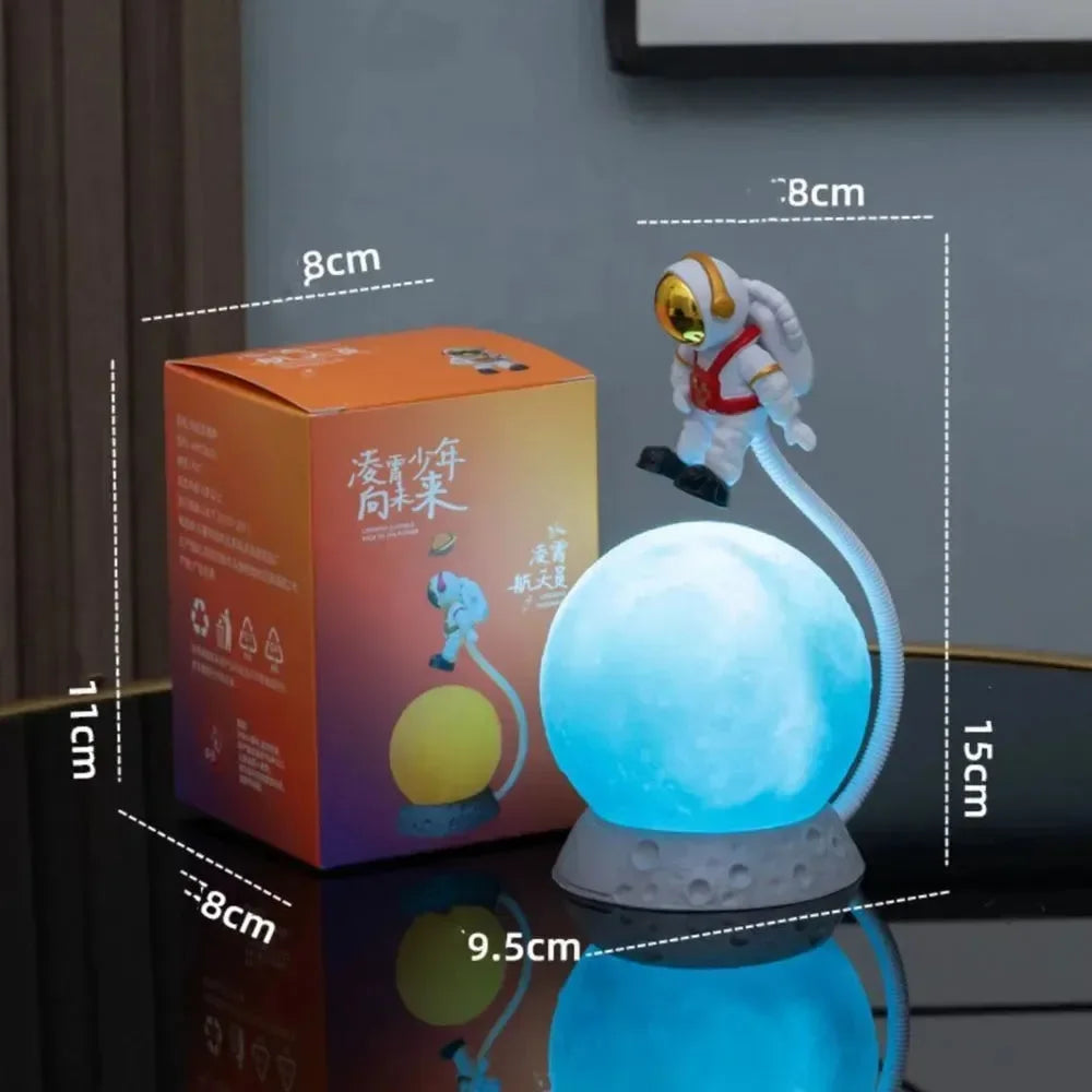 Astronaut on Moon Night Lamp - Bear Hugs