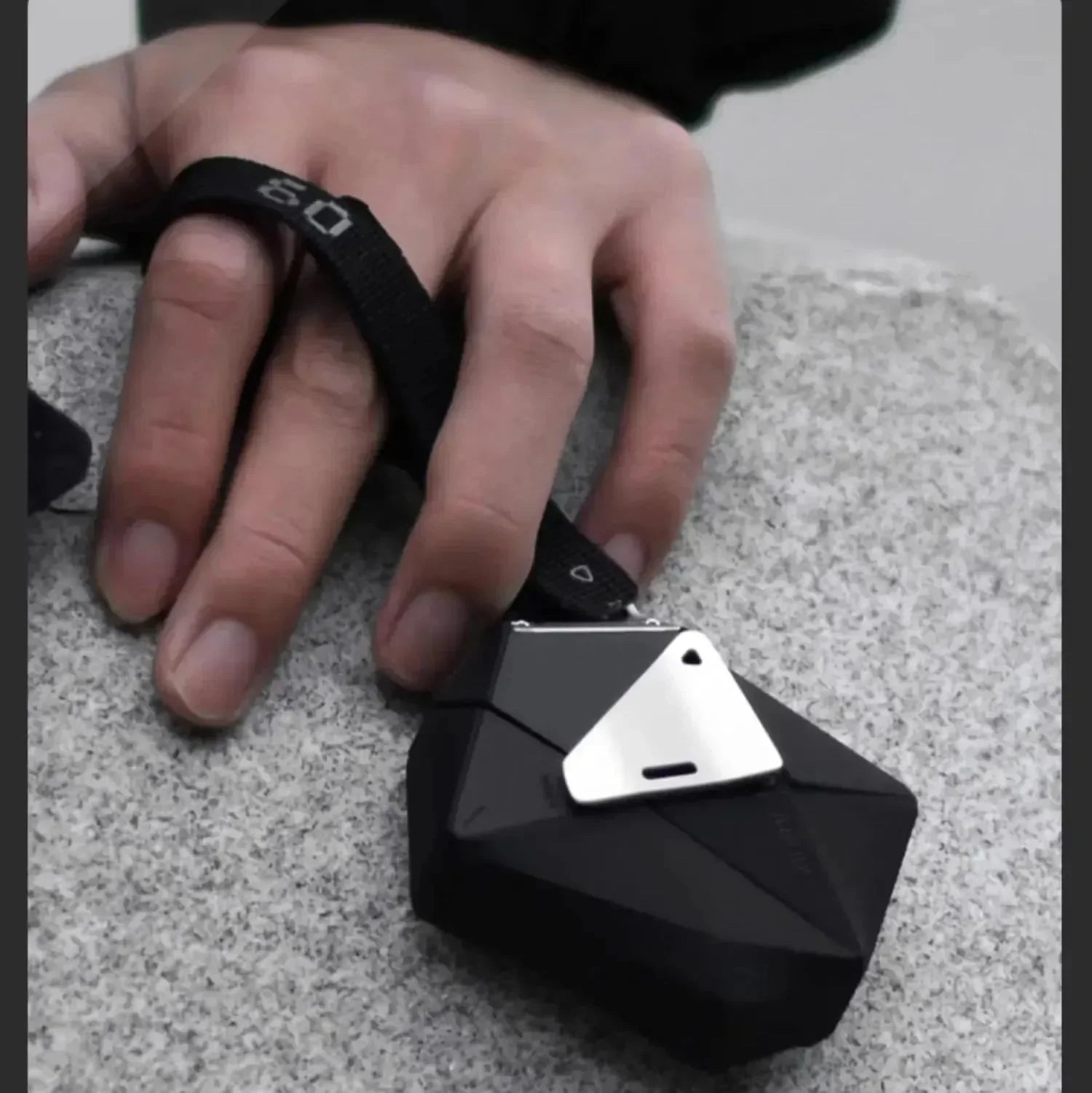 Aulumu A09 AirPods Case - Bear Hugs