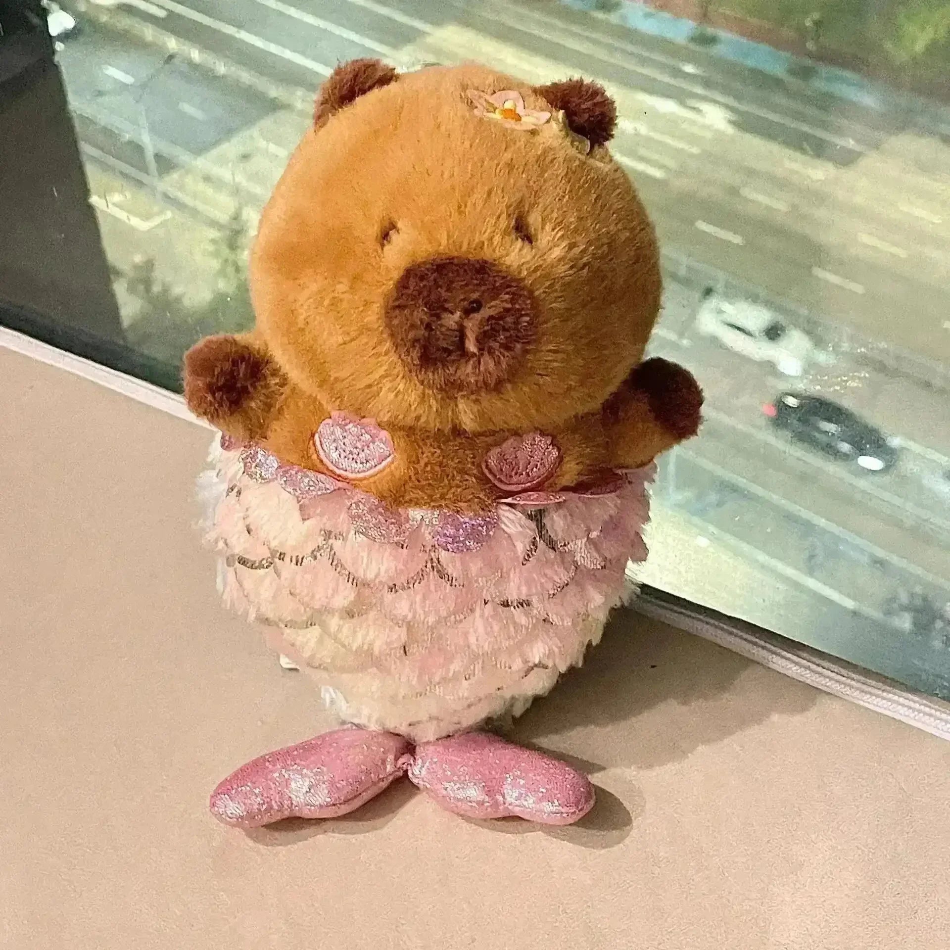 Beachbum Capybara Plush Toy - Bear Hugs