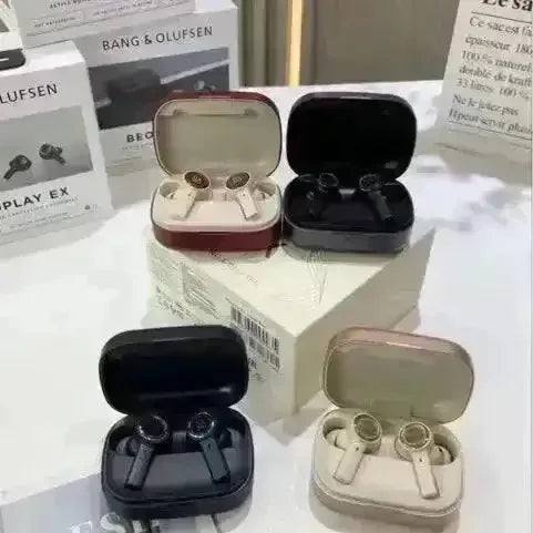 BPlay Premium Noise-Cancelling Earphones - Bear Hugs