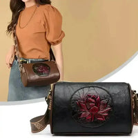 Casual Retro Soft Leather Handbag - Bear Hugs