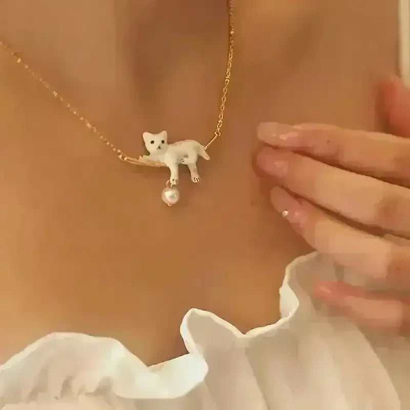 Chic Enamel Cat Pendant - Bear Hugs