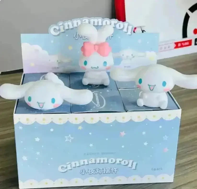 Cinnamoroll Mini Light Figure - Bear Hugs