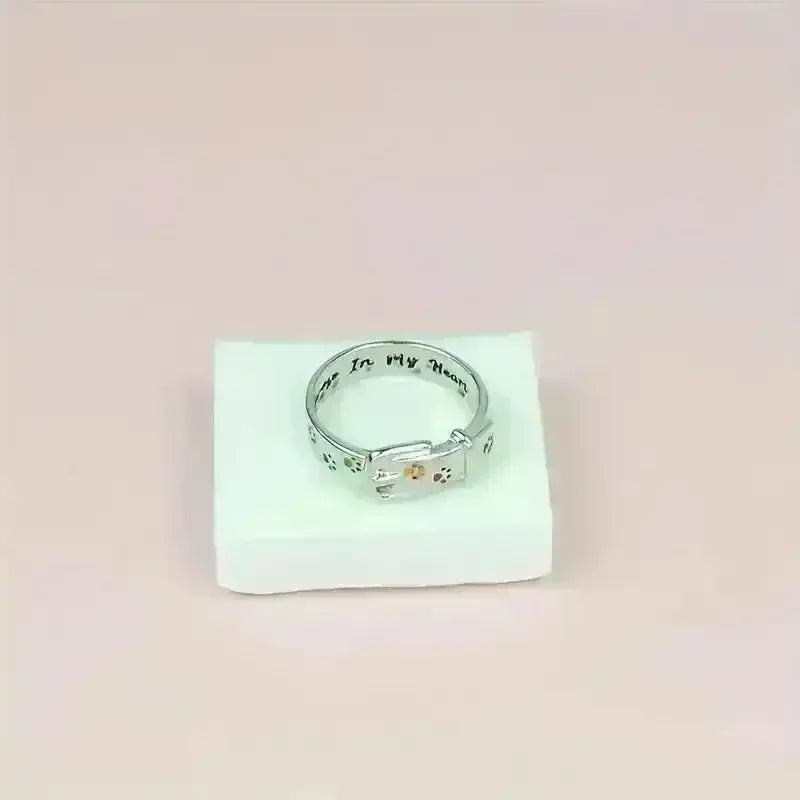 Colorful Paw Print Alloy Ring - Bear Hugs