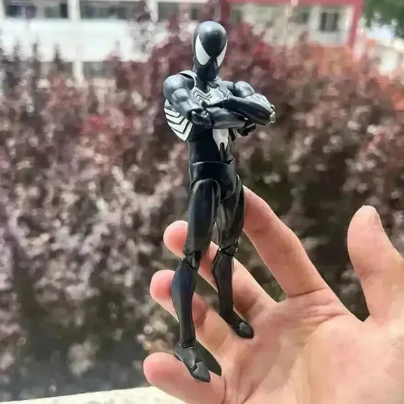 Mafex No. 147 Spiderman Venom Suit Figurine (15 cm)