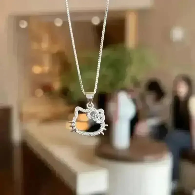 Dazzling Hello Kitty Crystal Pendant - Bear Hugs