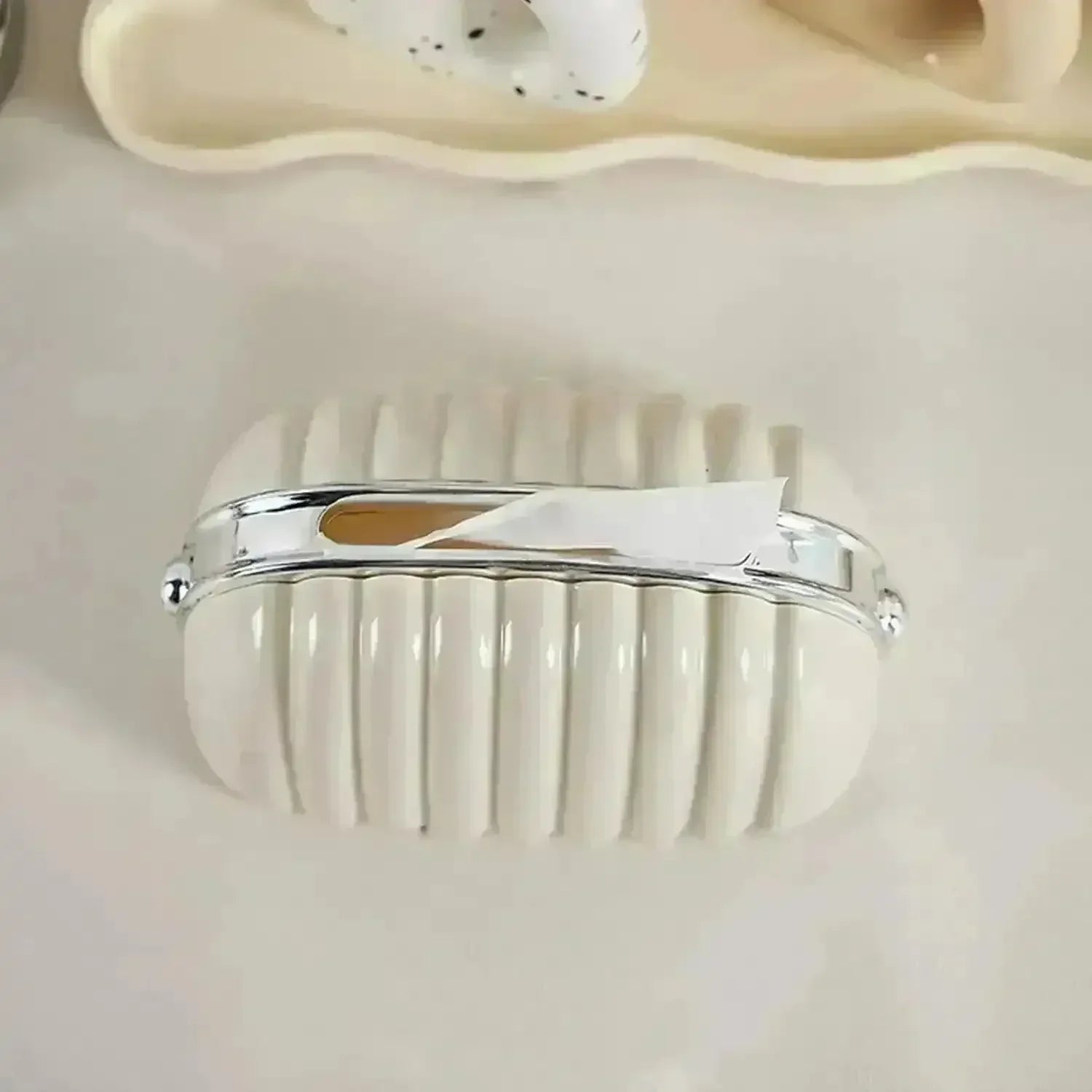 Decorative Shell Bag Tissue Holder - Bear Hugs