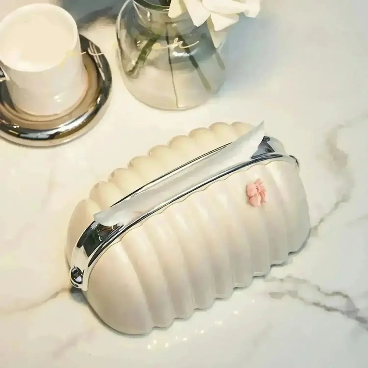Decorative Shell Bag Tissue Holder - Bear Hugs
