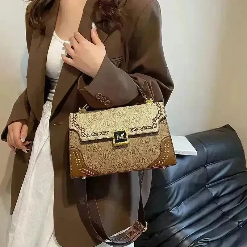 Designer M Korean Handbag - Bear Hugs