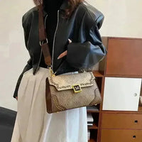 Designer M Korean Handbag - Bear Hugs