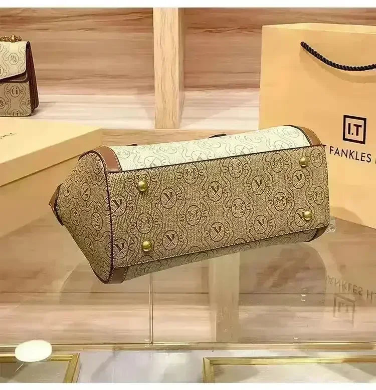 Designer Retro Luxe Handbag - Bear Hugs