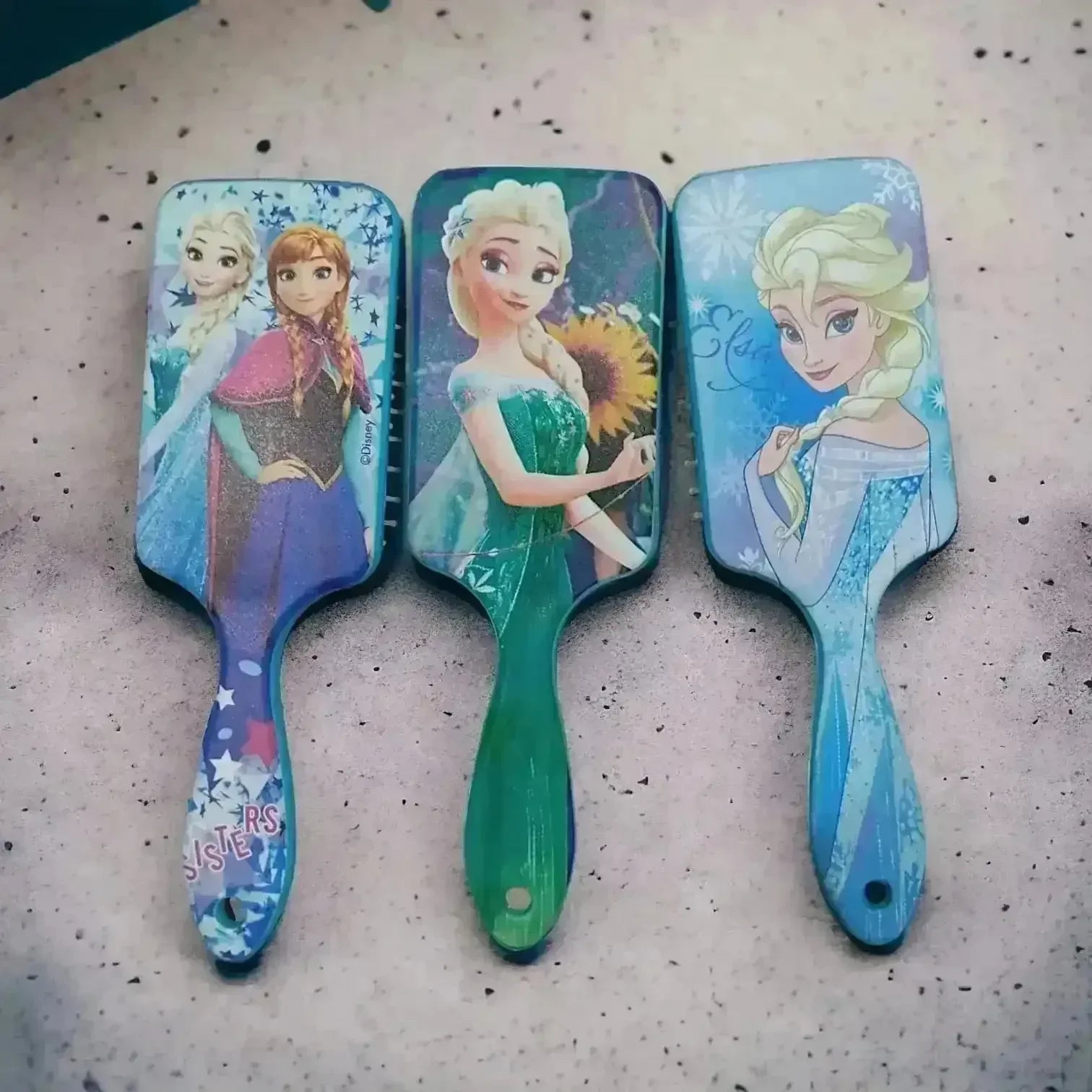 Disney Frozen Hair Comb - Bear Hugs