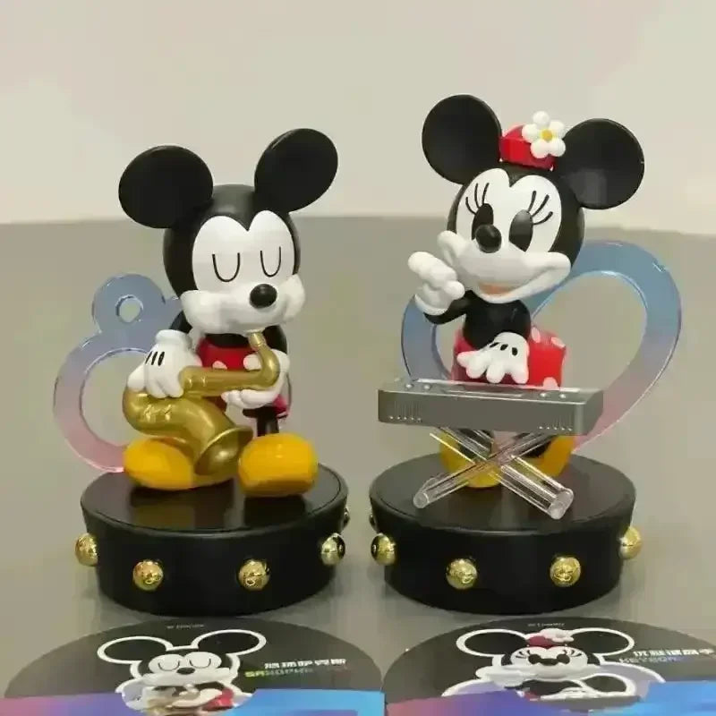 Disney Mickey And Friends Superstar Series Blind Box - Bear Hugs