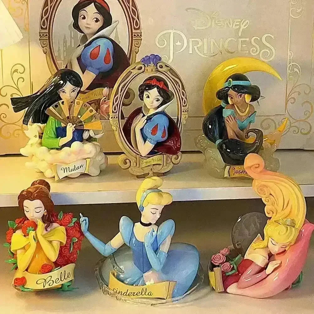Disney Princess Art Gallery Series Blind Box - Bear Hugs