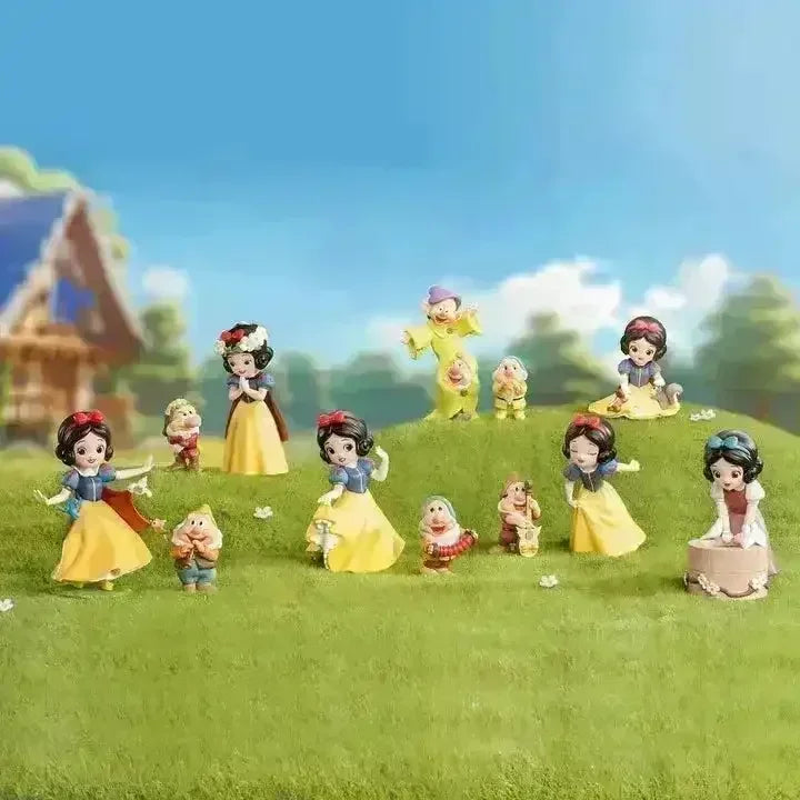 Disney Snow White Classic Series Blind Box - Bear Hugs
