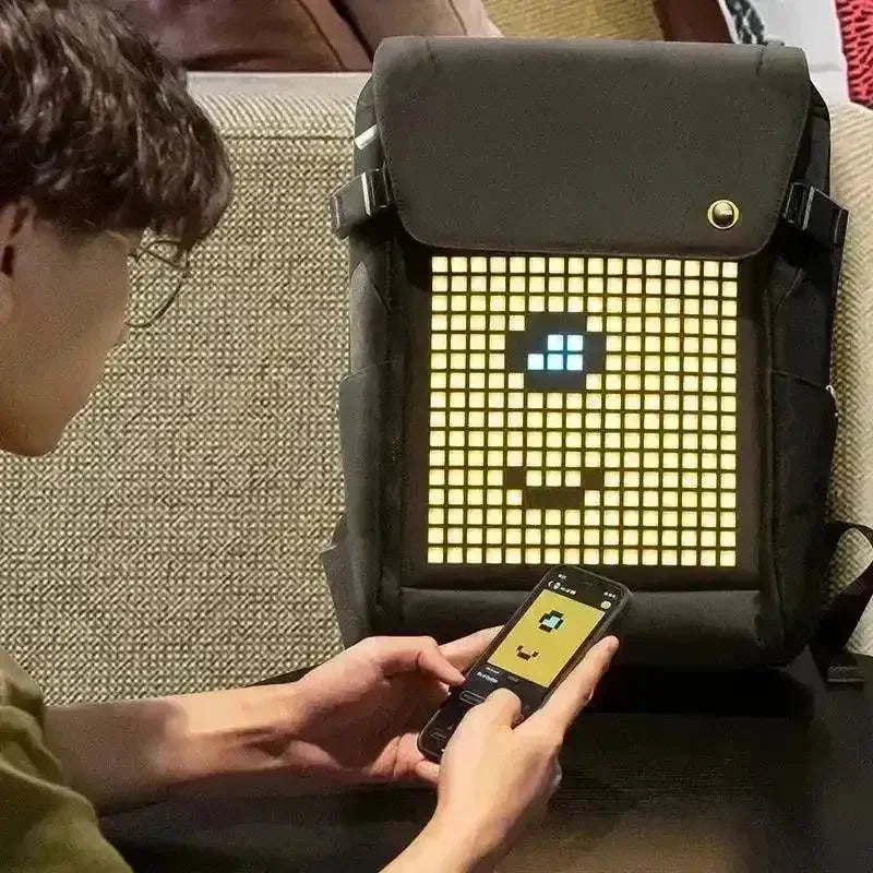 Divoom Pixoo M Backpack - Bear Hugs