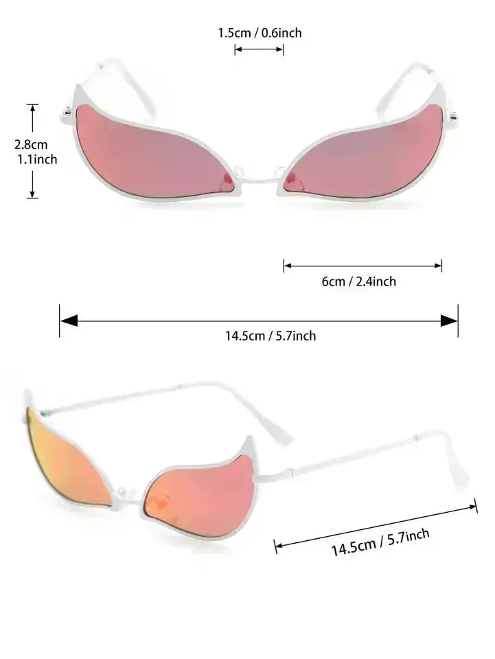 Donquixote Crimson Grin Sunglasses - Bear Hugs