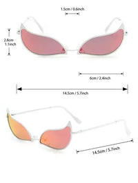 Donquixote Crimson Grin Sunglasses - Bear Hugs