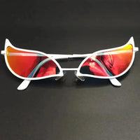 Donquixote Crimson Grin Sunglasses - Bear Hugs