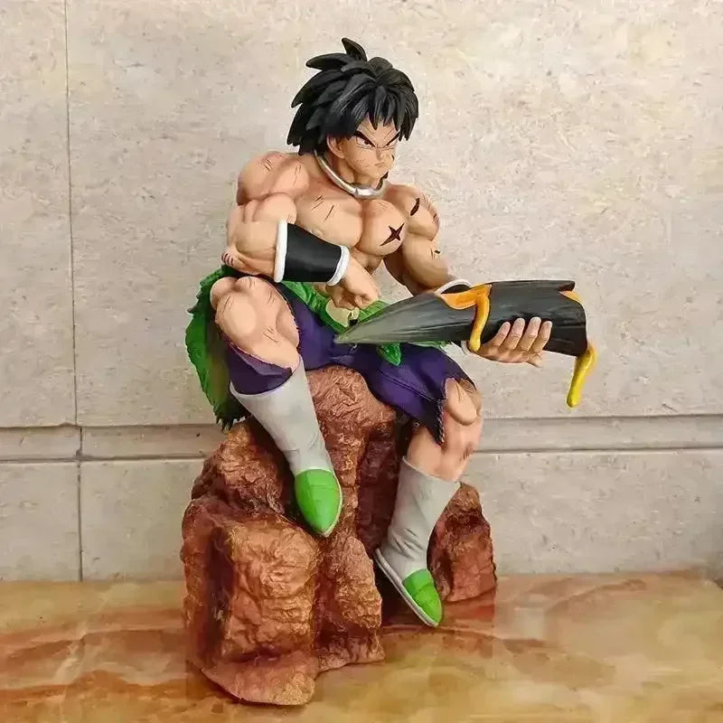 Dragon Ball Z Broly Action Figurine (24 cm) - Bear Hugs