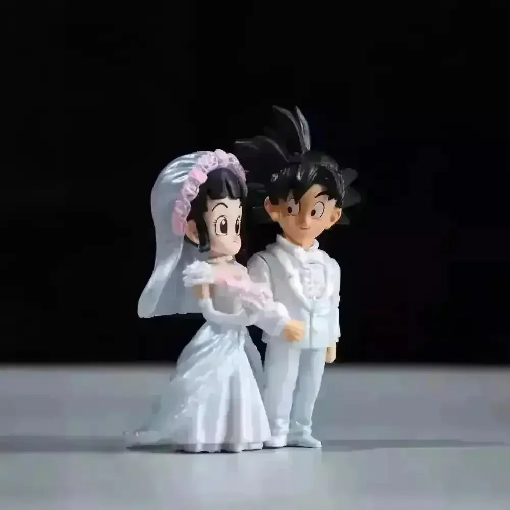Dragon Ball Z Goku and Chi-Chi Wedding Action Figure (9 cm) - Bear Hugs