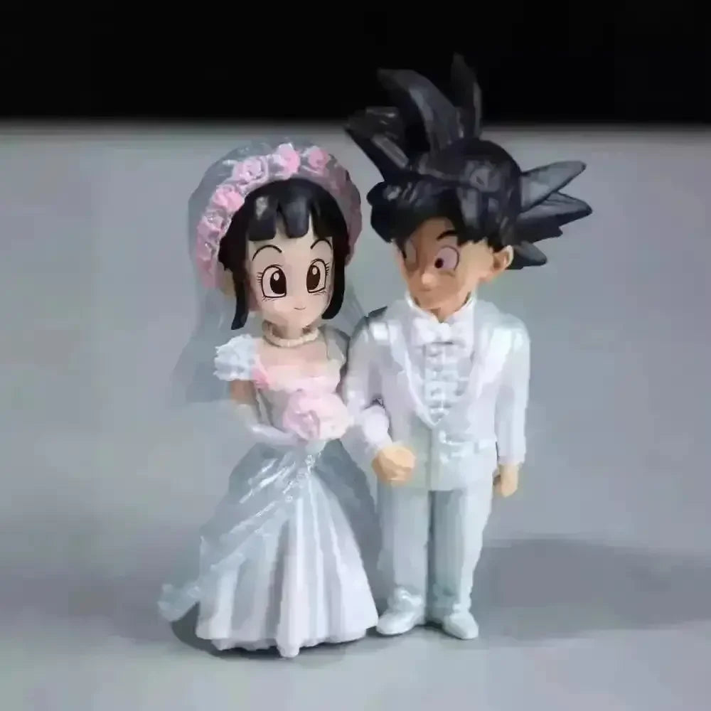 Dragon Ball Z Goku and Chi-Chi Wedding Action Figure (9 cm) - Bear Hugs