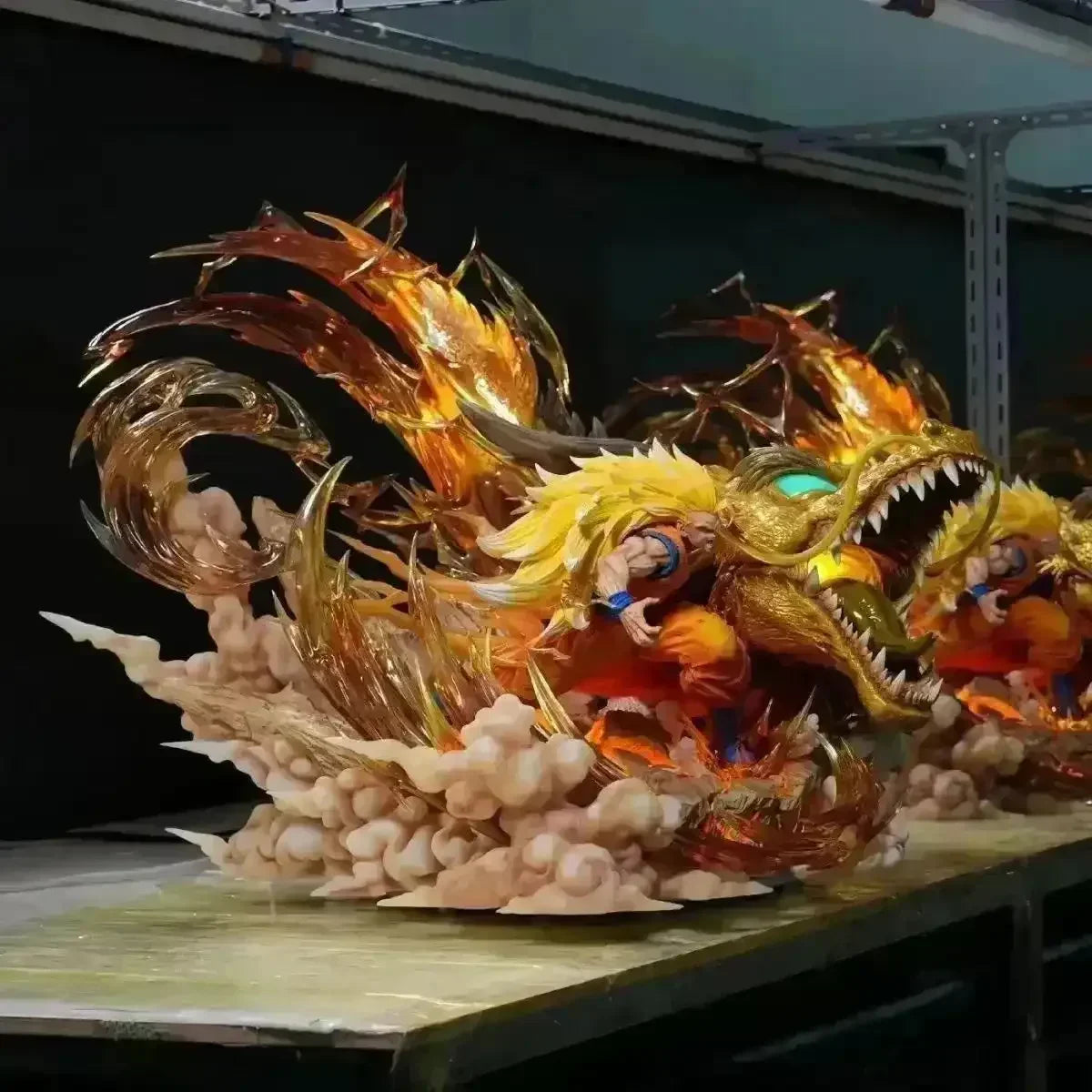 Dragon Ball Z Son Goku & Shenron Action Figurine (28 cm) - Bear Hugs