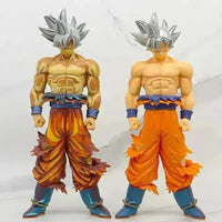 Dragon Ball Z Ultra Instinct Goku Figurine (30 cm) - Bear Hugs
