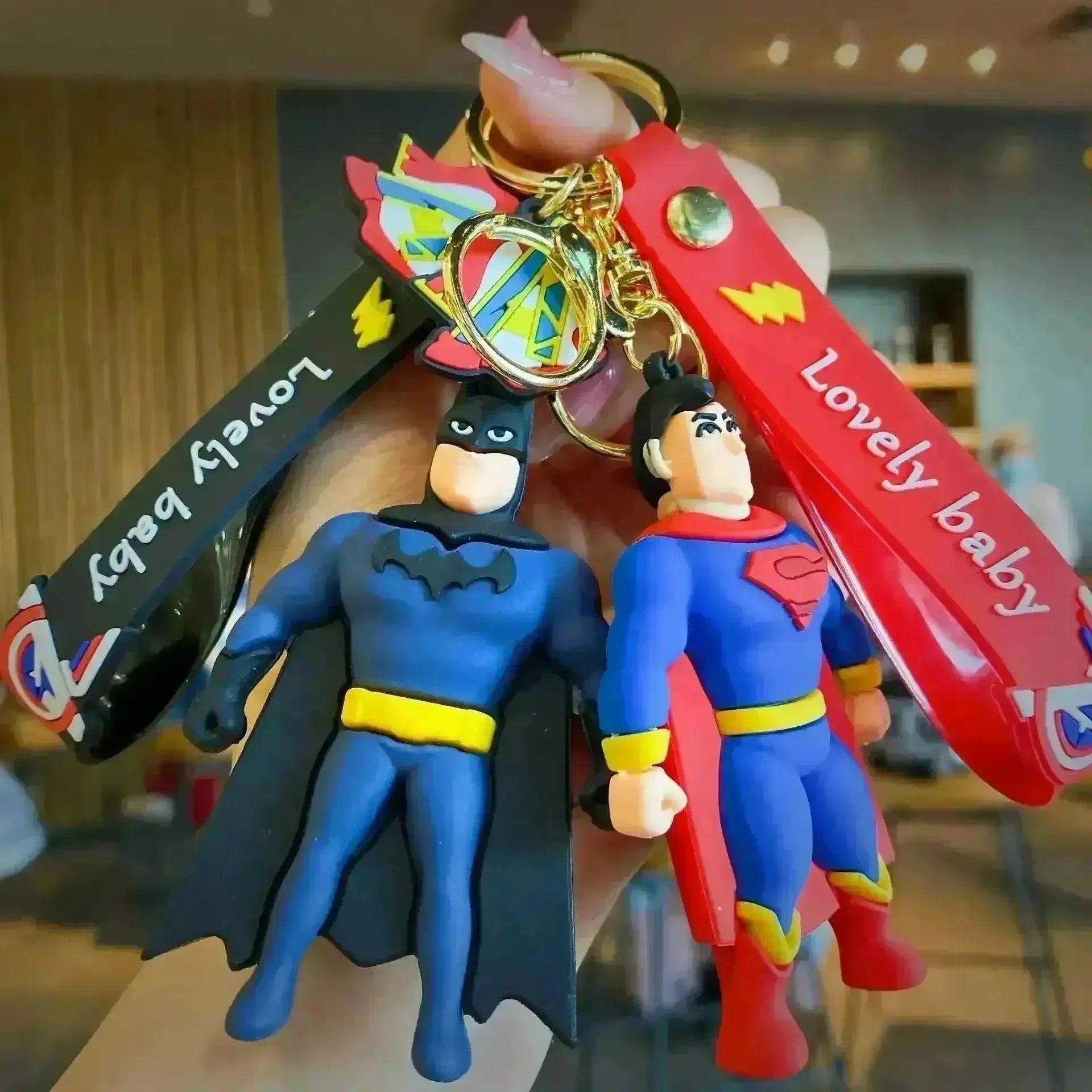 Dynamic Batman & Superman 3D Keychain - Bear Hugs