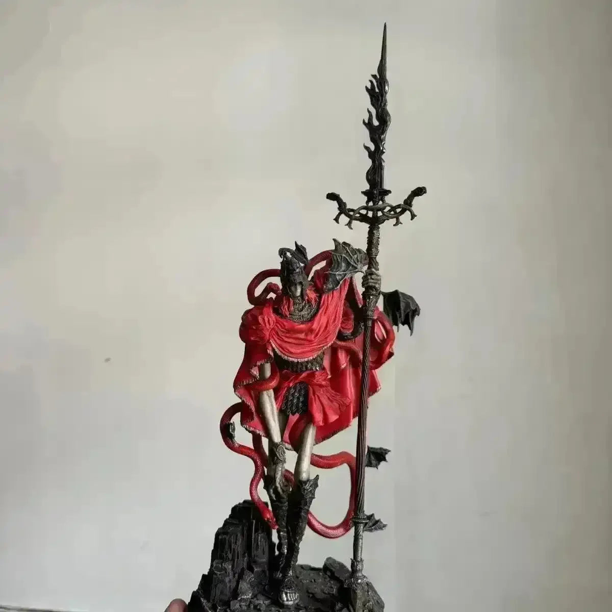 Elden Ring Messmer the Impaler Figure (30 cm) - Bear Hugs