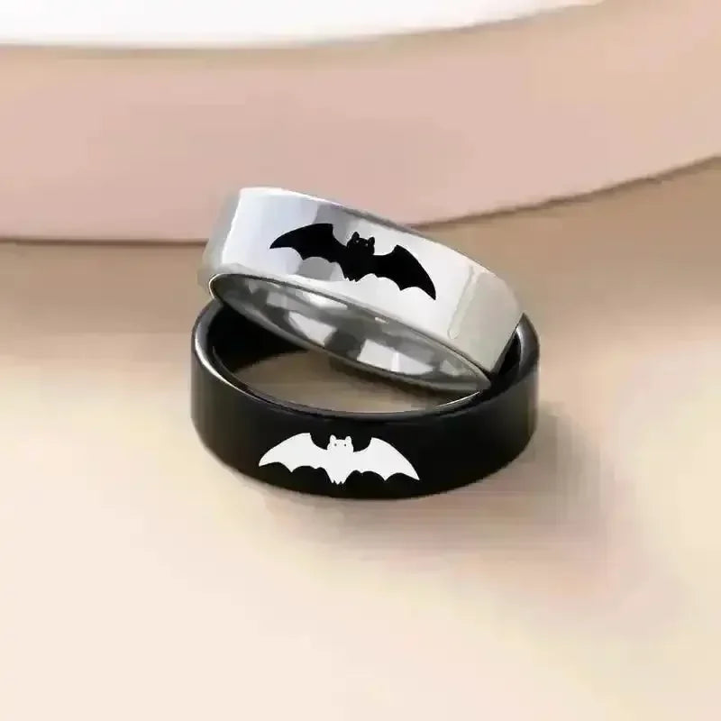 Elegant Batman Ring - Bear Hugs
