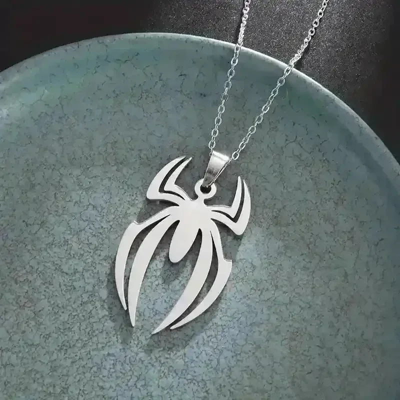 Elegant Spiderman Pendant - Bear Hugs