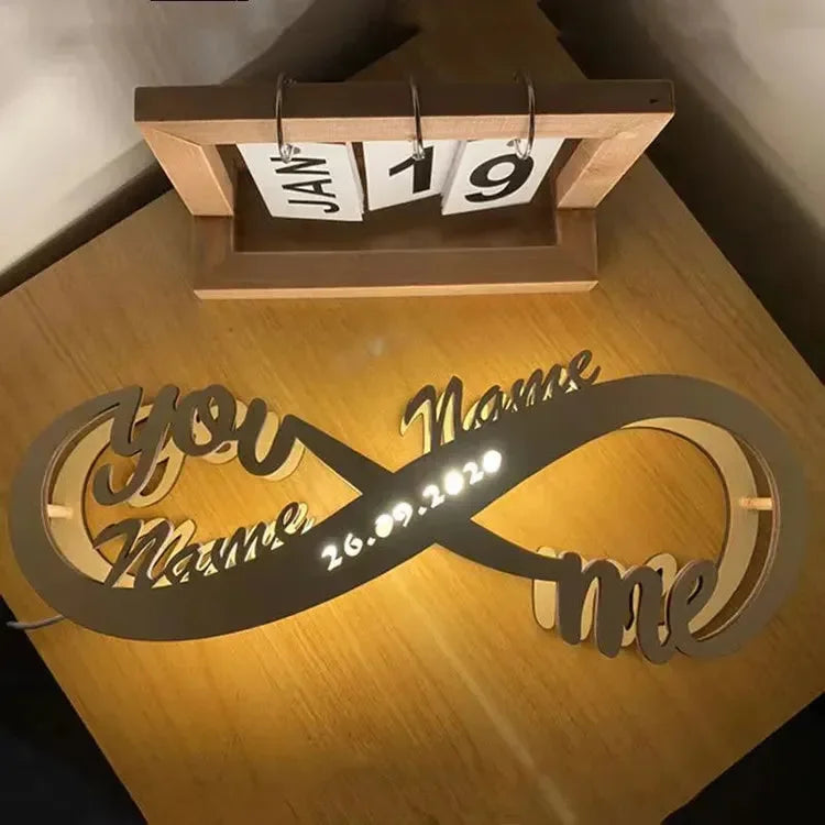 Eternal Infinity Personalised Couple Light - Bear Hugs