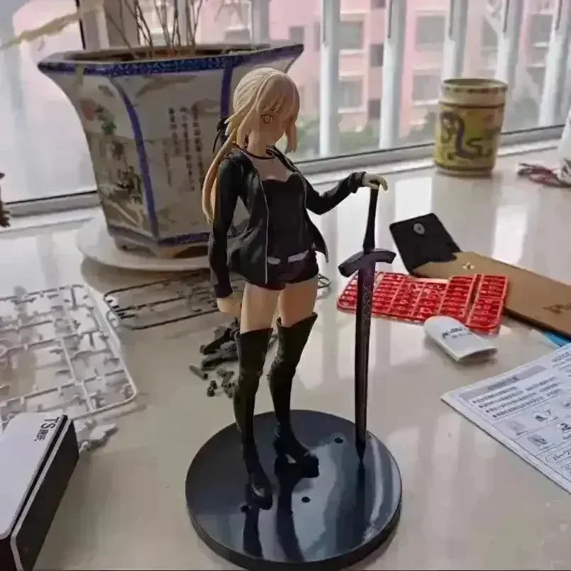 Fate Stay Night Saber Action Figure (23 cm) - Bear Hugs