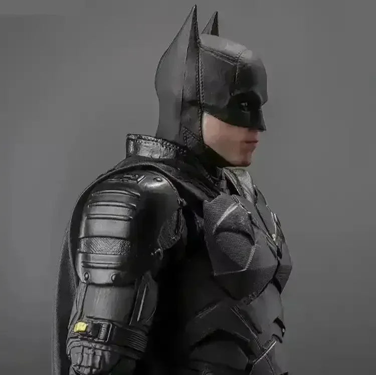 Fondjoy DC Batman Deluxe Edition Action Figure (19 cm) - Bear Hugs