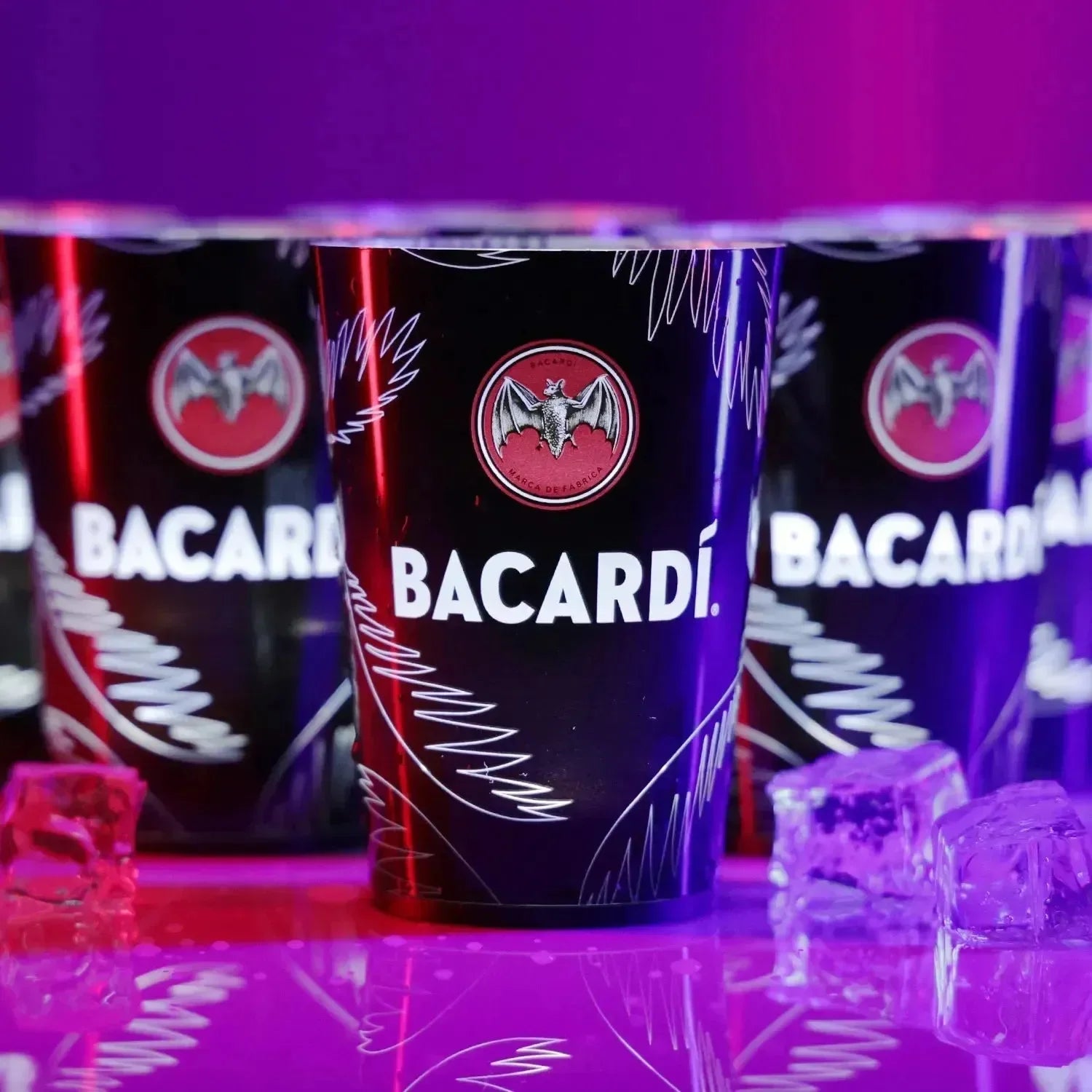 Glow & Go LED Party Cups (12 oz) - Bear Hugs