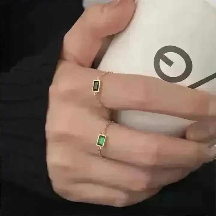 Golden Zirconia Chain Ring - Bear Hugs