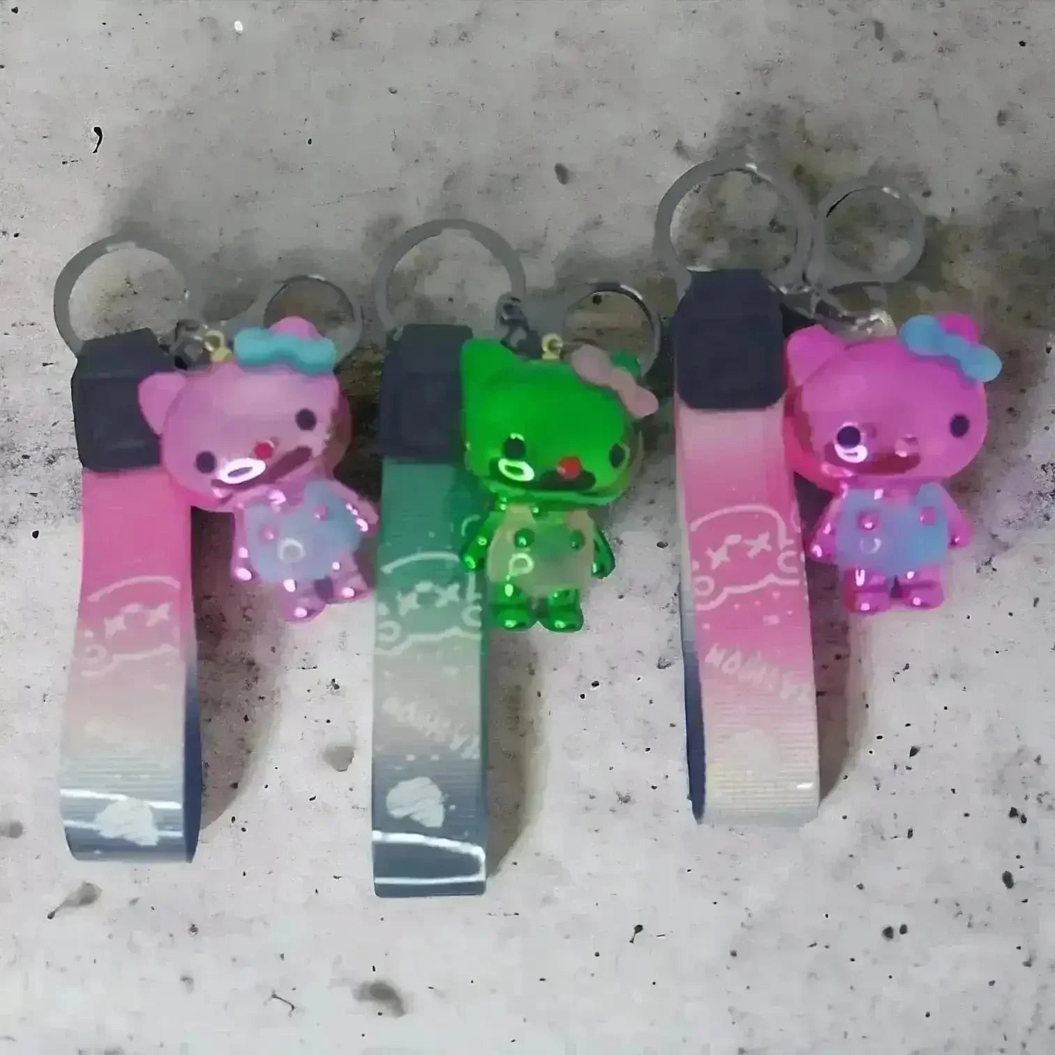 Gradient Hello Kitty 3D Keychain - Bear Hugs