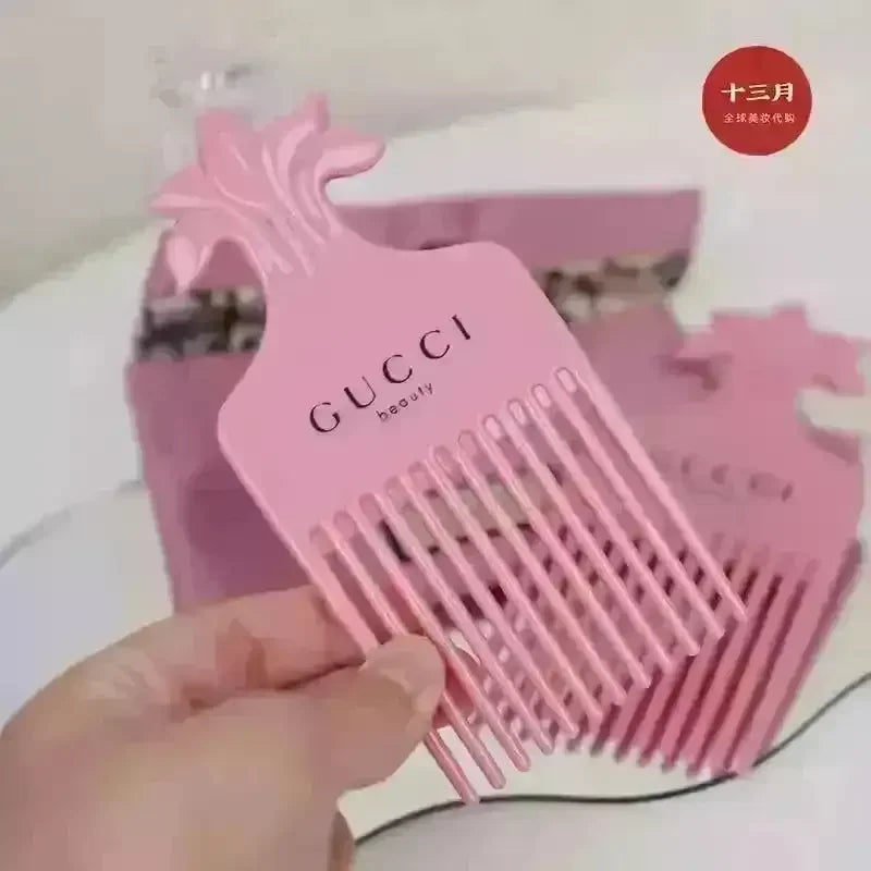 Handy Premium Designer Comb with Storage Bag - Bear Hugs