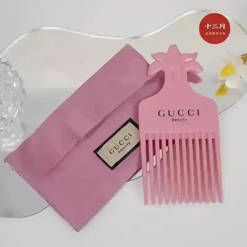 Handy Premium Designer Comb with Storage Bag - Bear Hugs